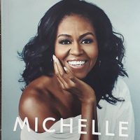 Michelle Obama encanta a todos com a biografia Minha História